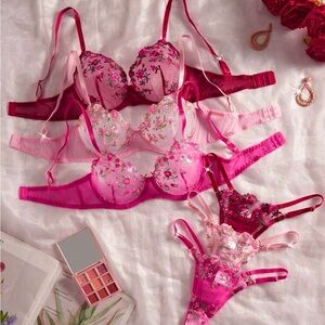 Floral Embroidered Lingerie Set - 3 PCK